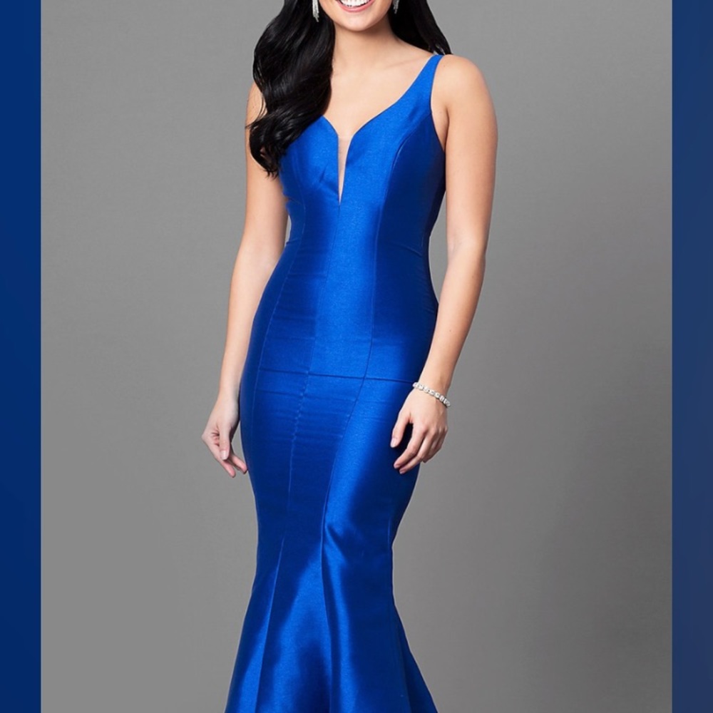 Royal blue fitted mermaid gown